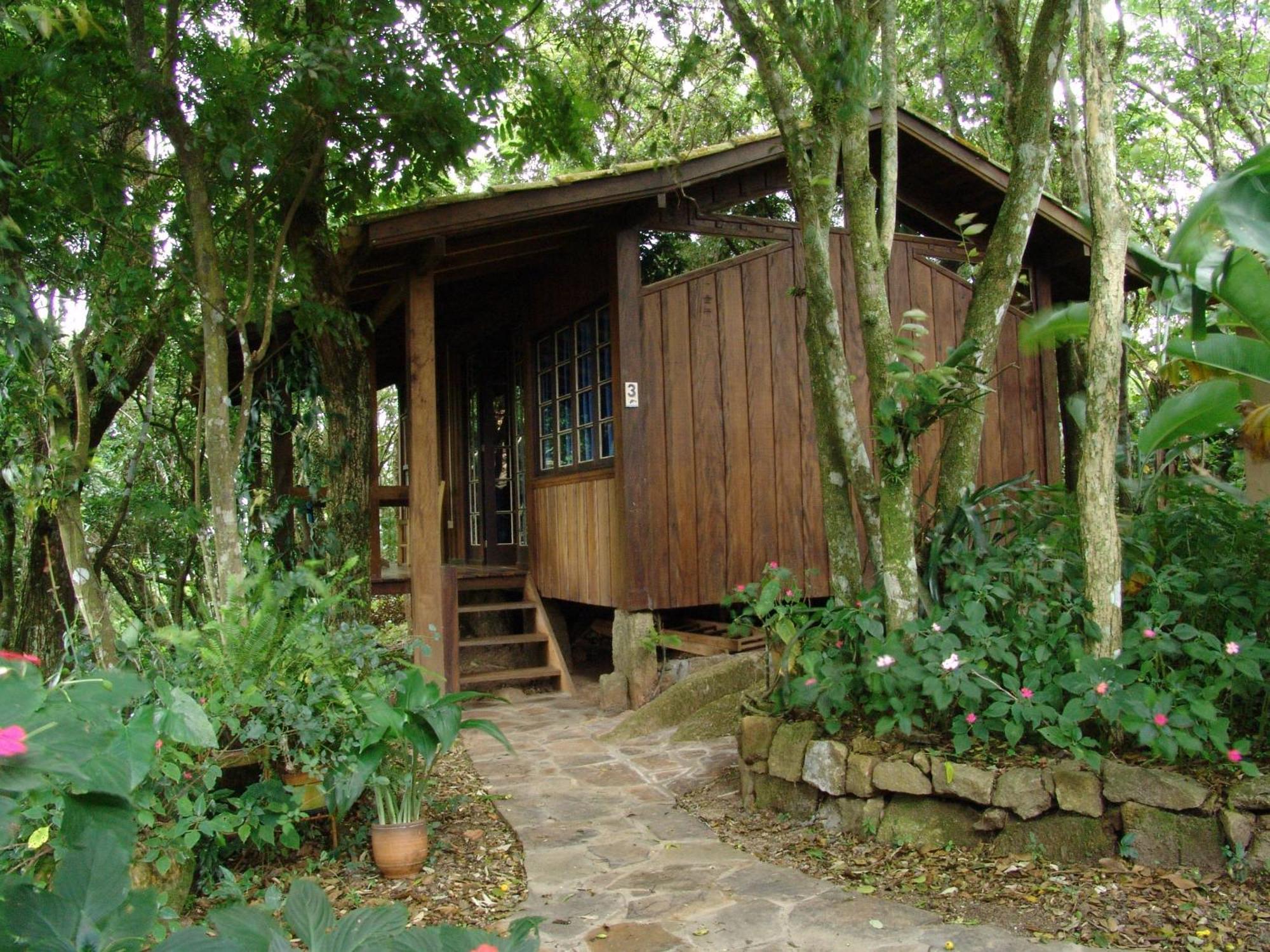 Regina Guest House Praia do Rosa Bagian luar foto