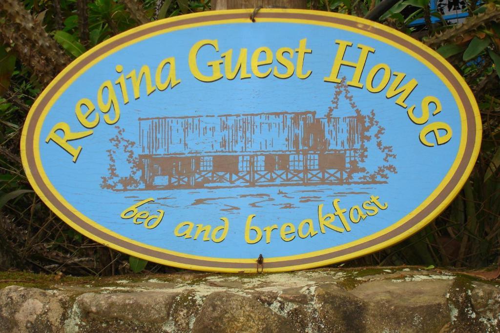 Regina Guest House Praia do Rosa Bagian luar foto